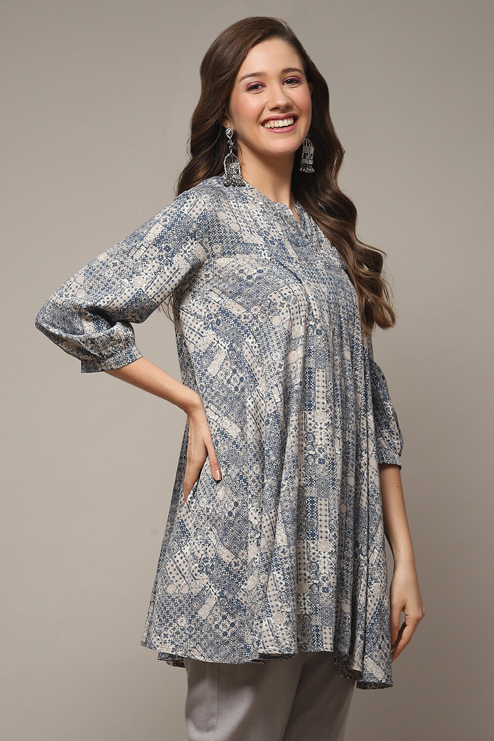 Navy LIVA Printed Kurti image number 4