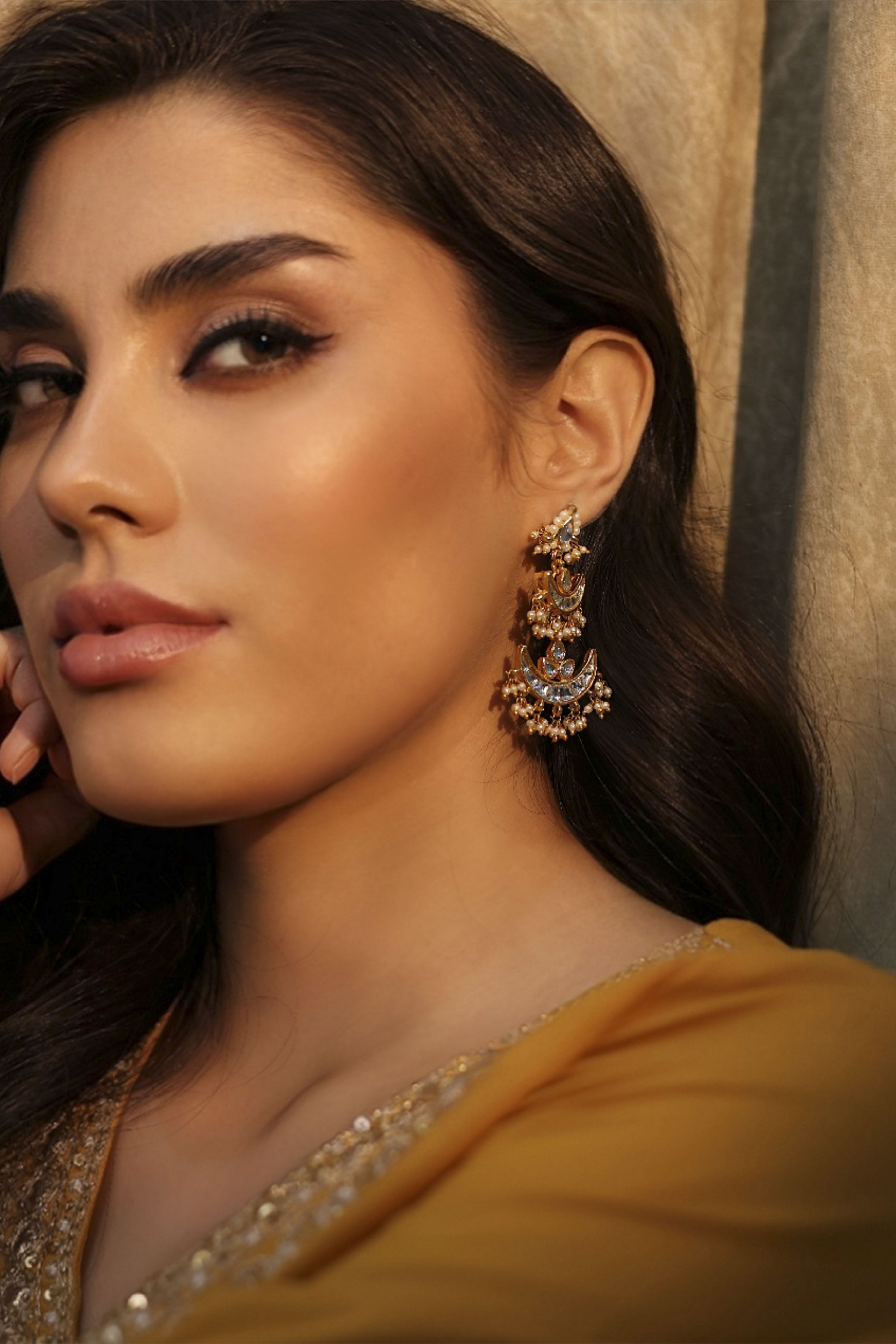 White Stone Earrings image number 2