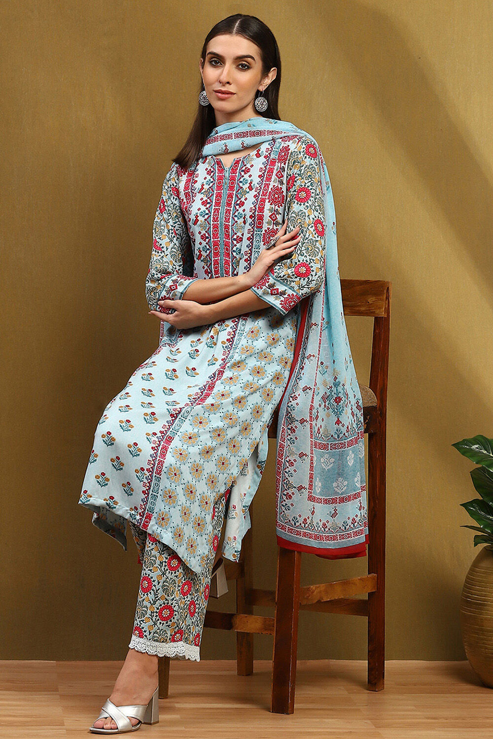Turquoise Floral Printed Straight Suit Set image number 0