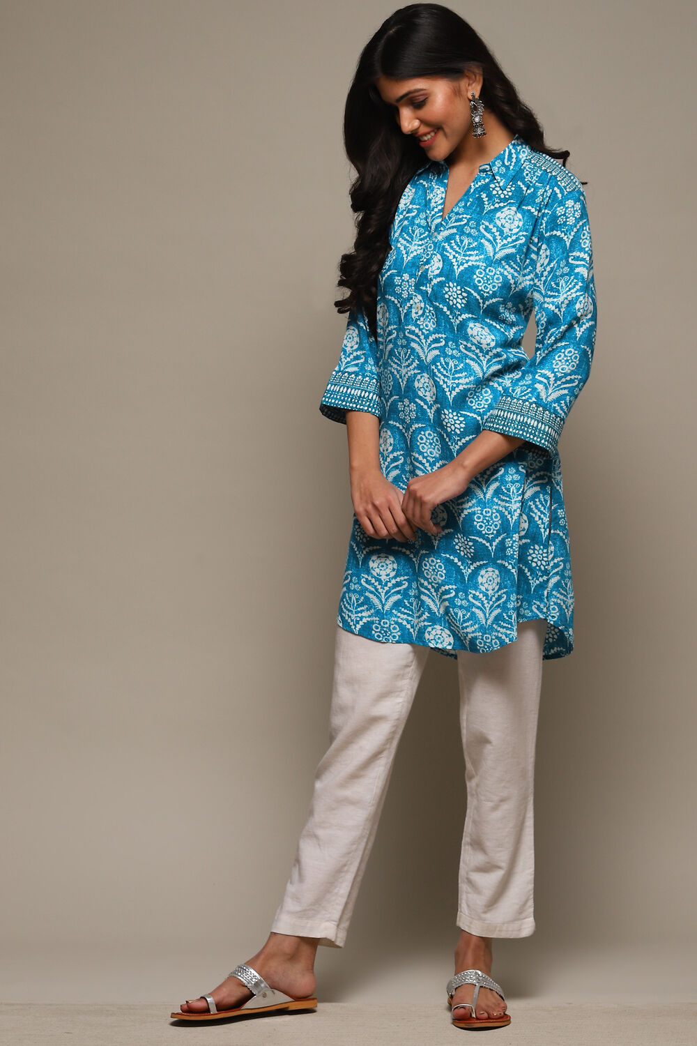 Blue LIVA Printed Kurti image number 0