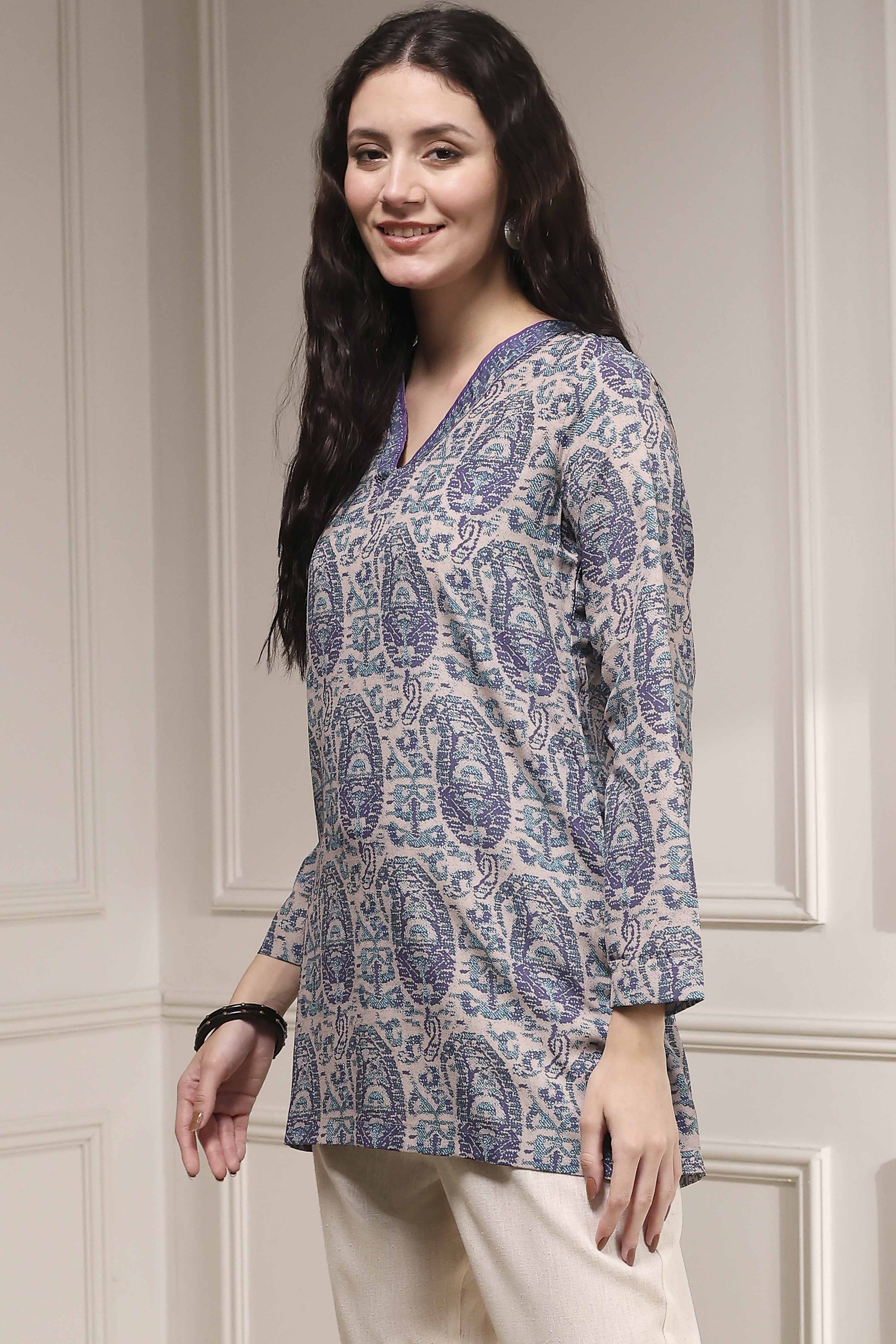 Off-White and Blue Printed Straight Short Kurta image number 2