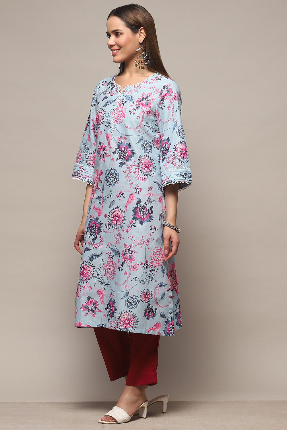 Yellow Cotton Floral Printed Straight Kurta image number 2