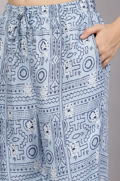 Blue Rayon Geometric Printed Straight Kurta Set image number 2