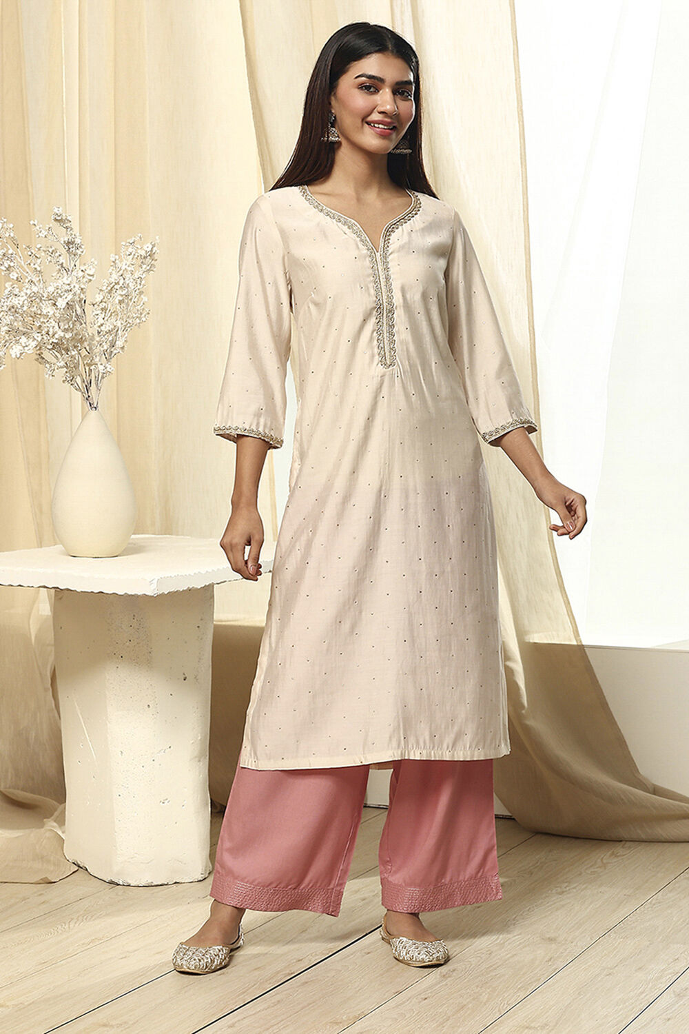 Dull Pink Solid Straight Palazzo image number 0