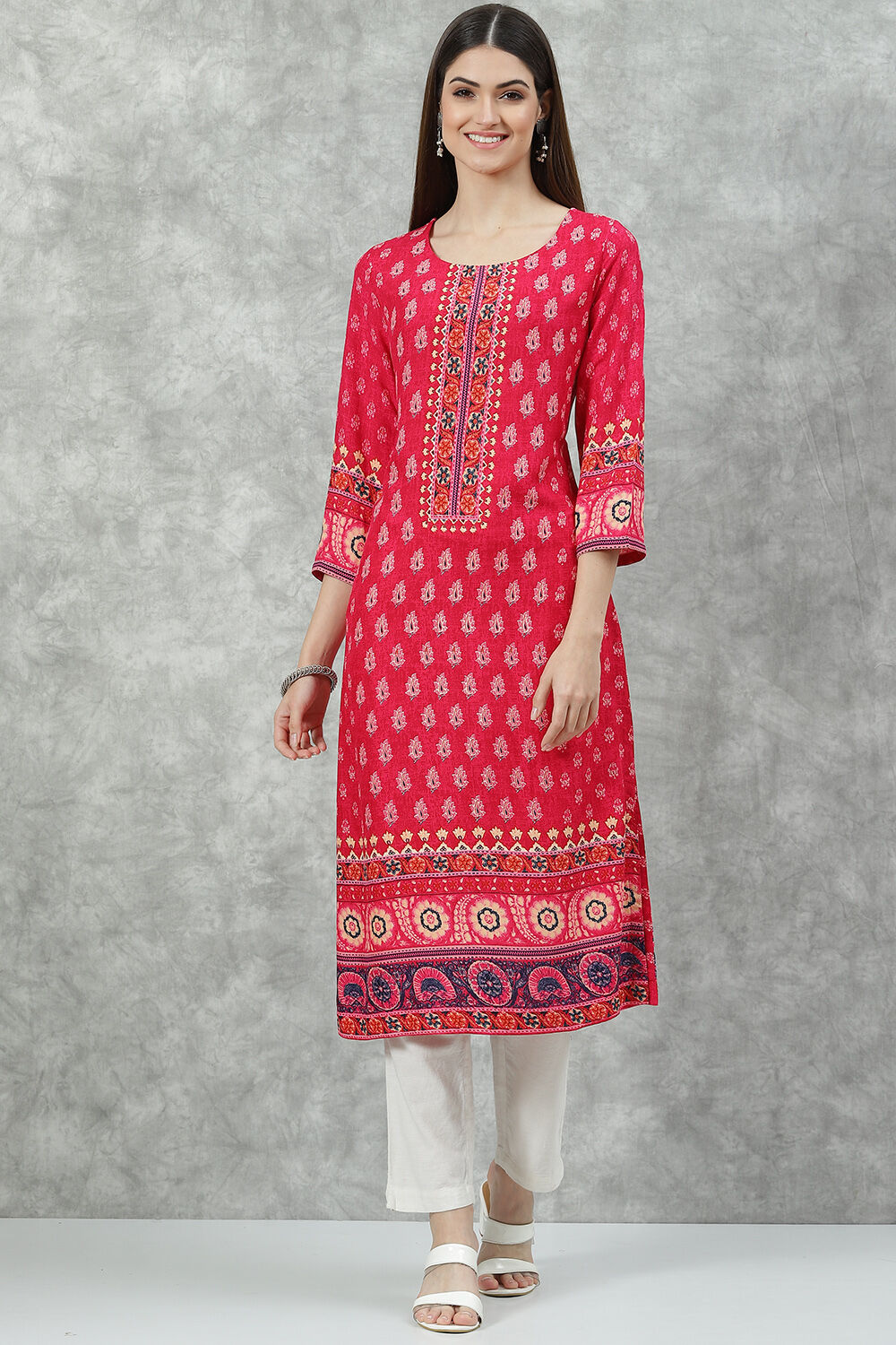 Pink LIVA Straight Printed Kurta image number 0