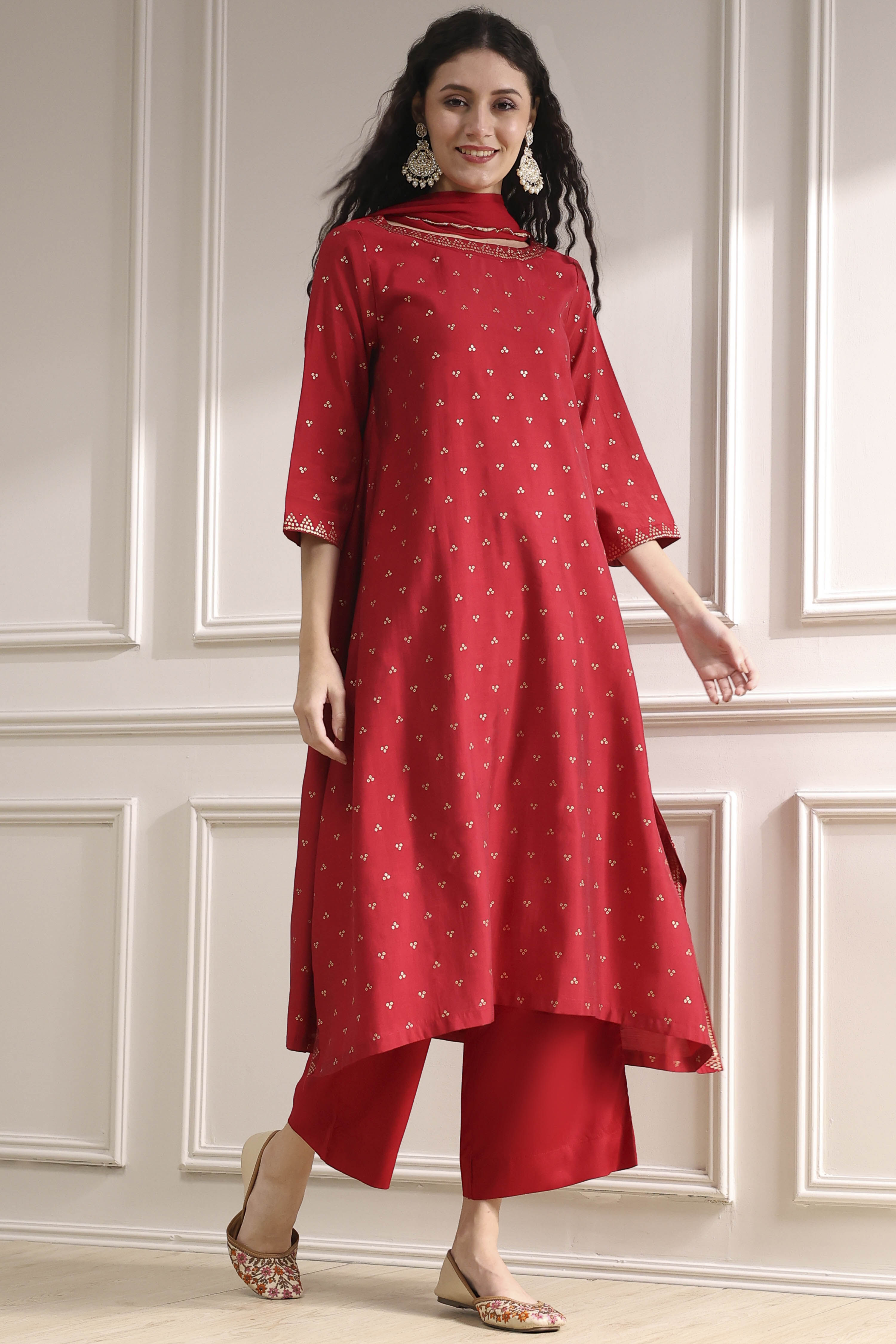 Red Polyseter Blend Straight Printed Fusion Set image number 0