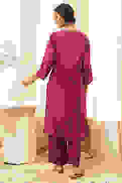 Burgundy Crepe Printed Straight Kurta Set image number 4