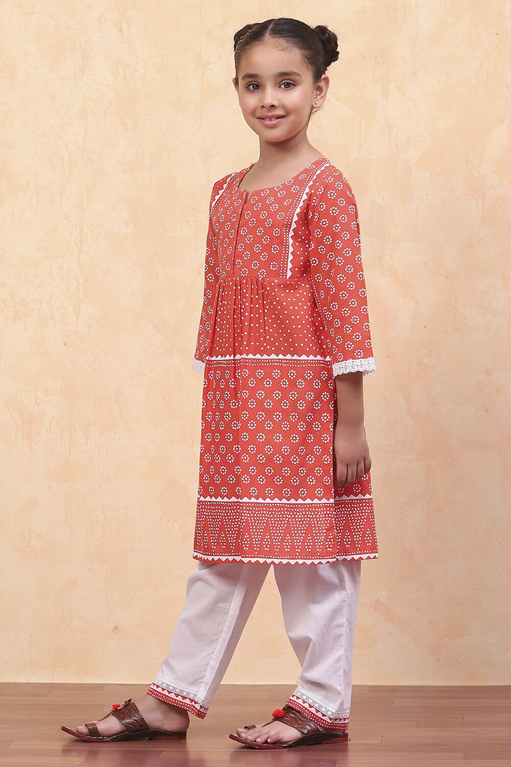 Orange and White Cotton Printed Straight Kurta Set image number 3