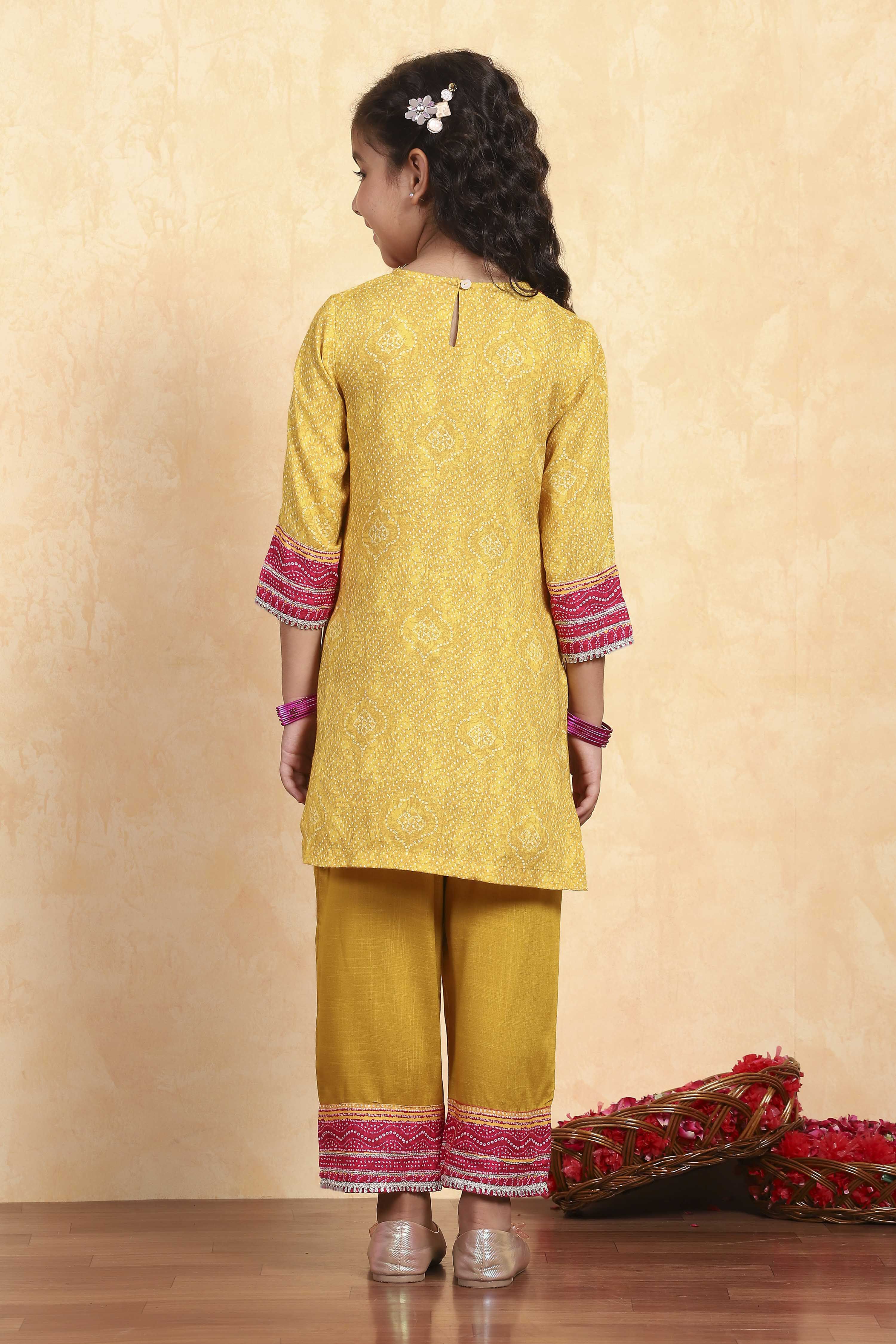 Yellow Viscose Blend Printed Straight Kurta Pants Set image number 4