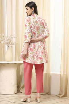 Pink Cotton Floral Flared Short Kurta image number 3