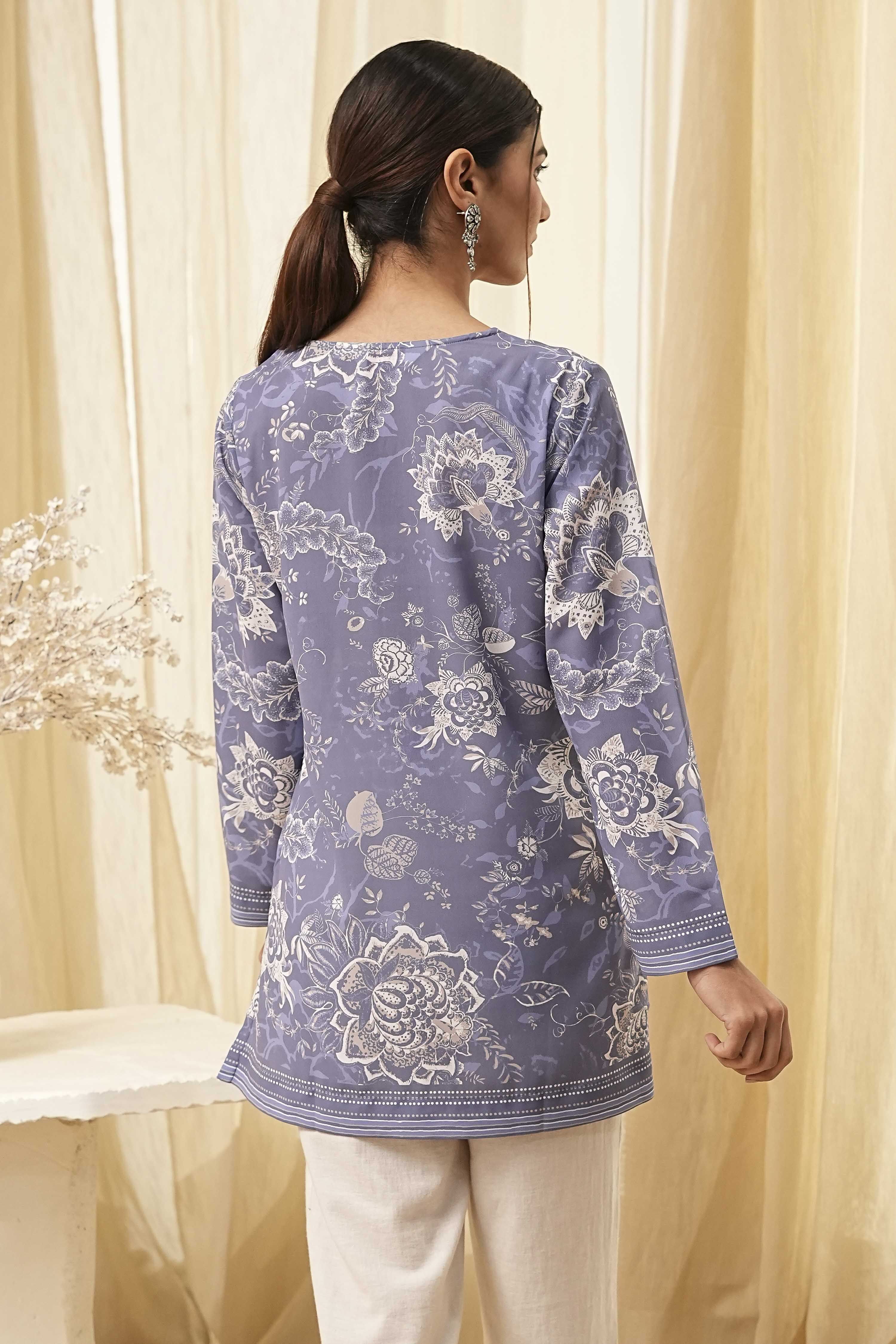 Blue Floral Printed Short Straight Kurta image number 3