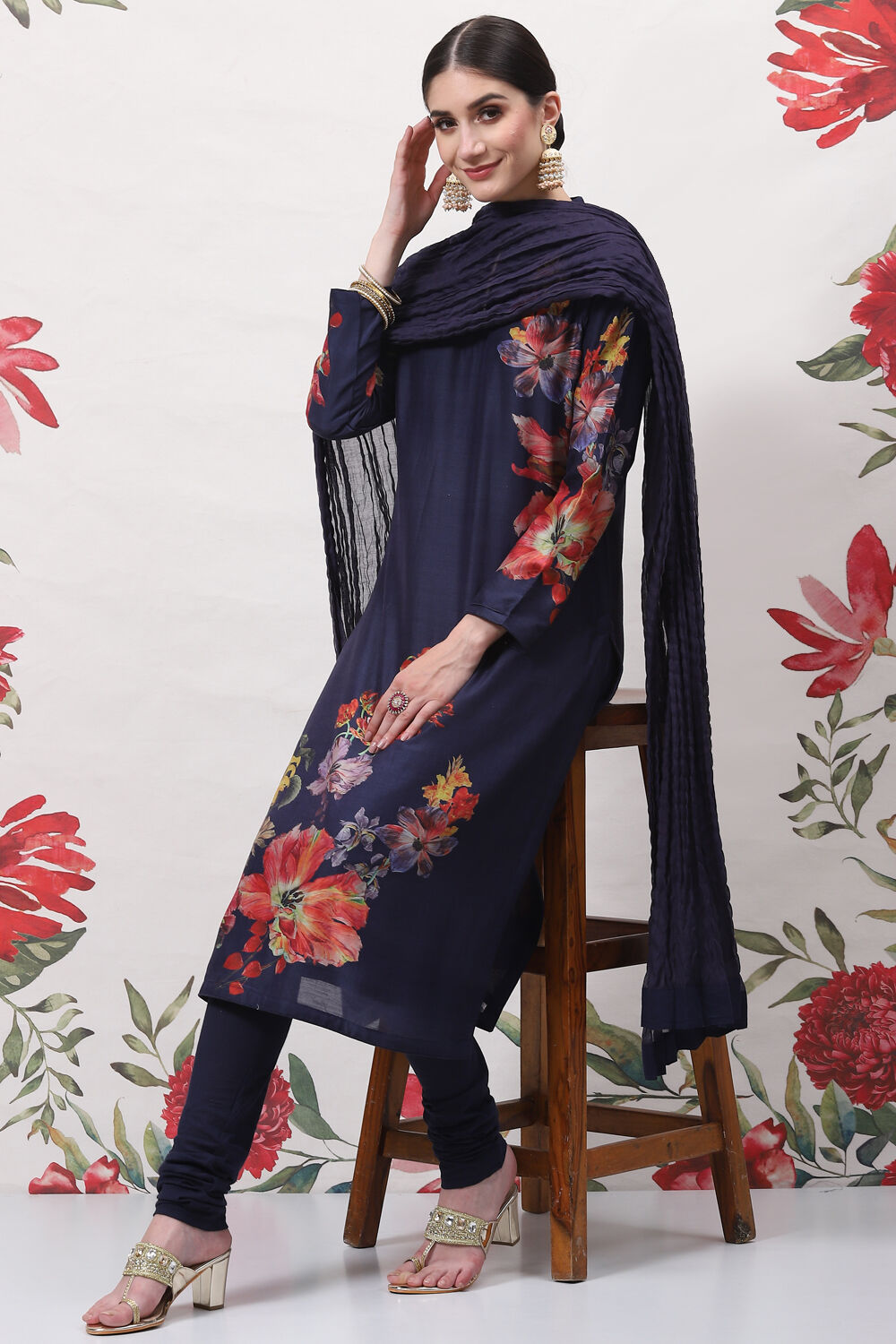 Indigo Cotton Silk Straight Printed Suit Set image number 6
