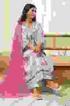 Off-White Cotton Floral Gathered Suit Set image number 0