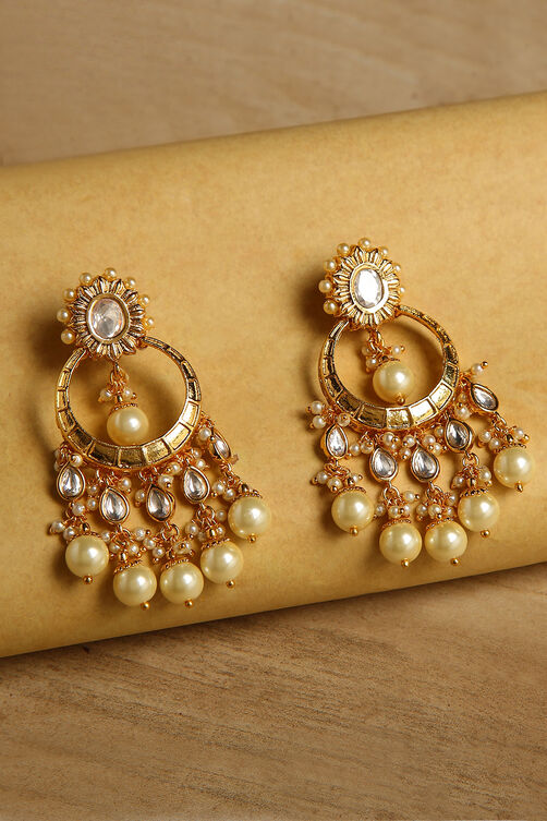Gold Festive Earrings image number 0
