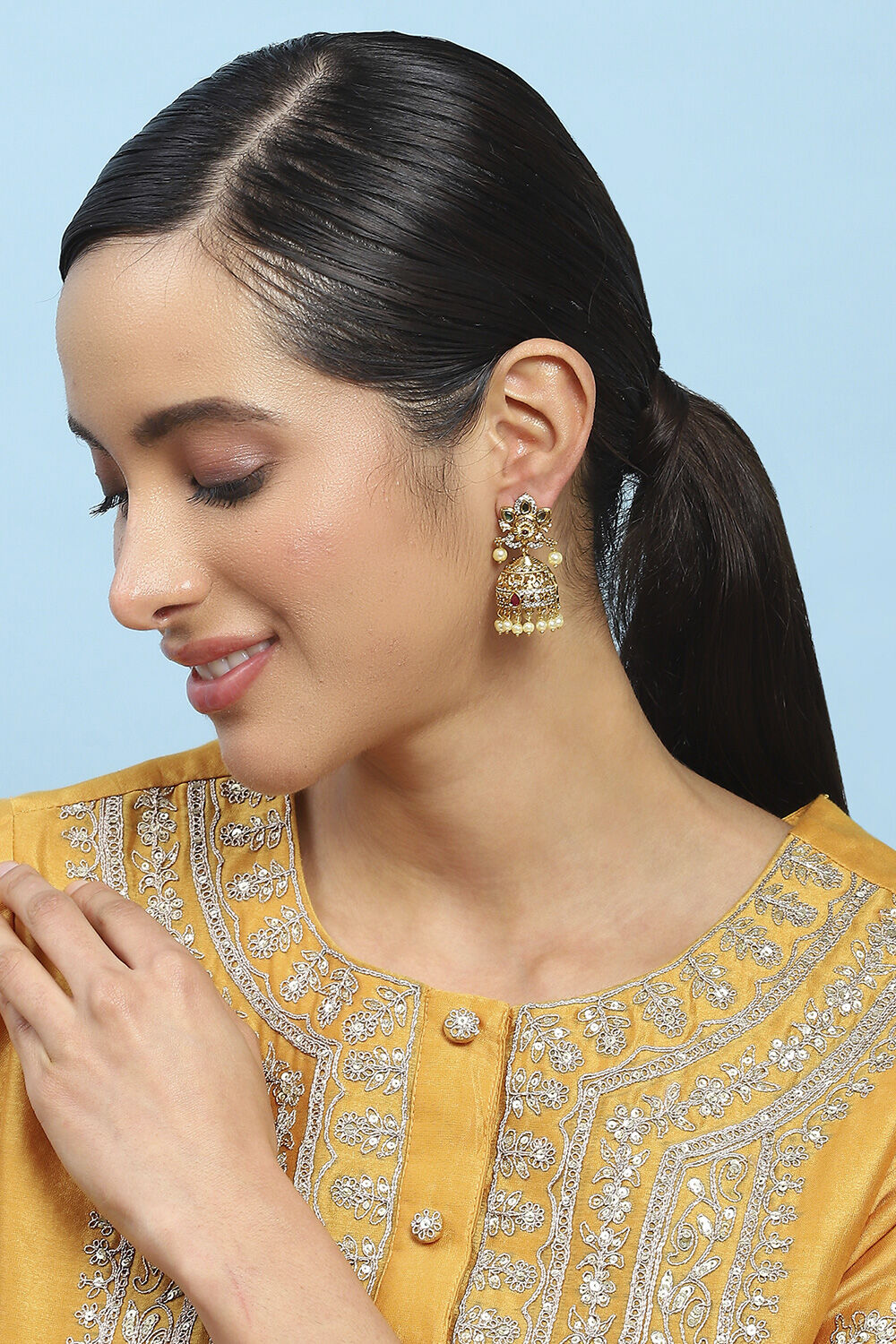 Gold Green Alloy Jhumka image number 3