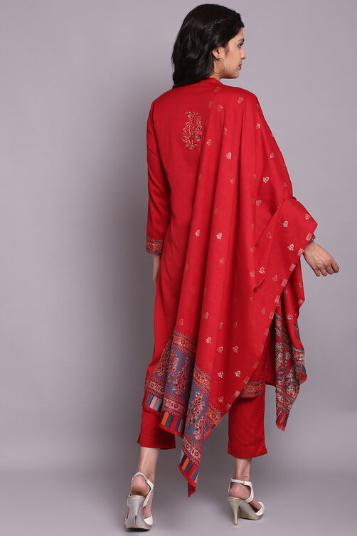Red Woolen A-Line Kurta Slim Pant Suit Set image number 7