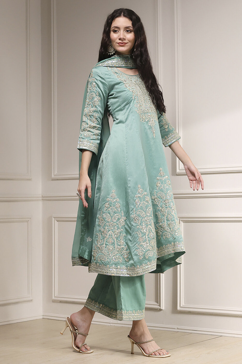 Off-White Cotton Silk Embroidered Kalidar Suit Set image number 5