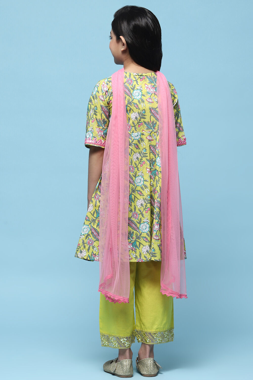Yellow Gathered Cotton Kurta With Palazzo & Net Dupatta image number 6