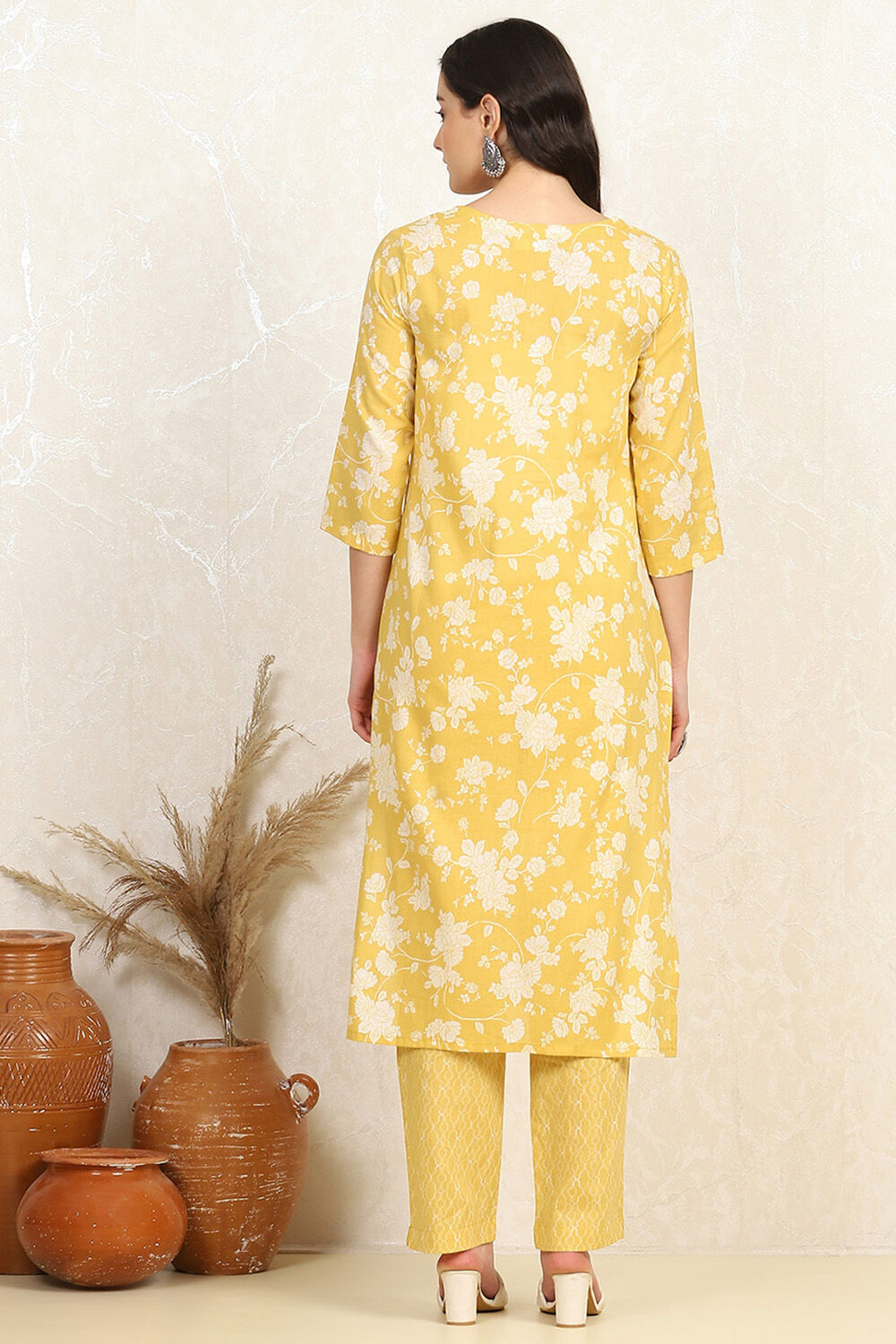 Mustard Yellow Cotton Screen Print Unstitched Suit Set image number 5