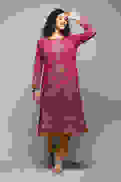 Berry Poly Cotton Straight Yarndyed Kurta image number 5