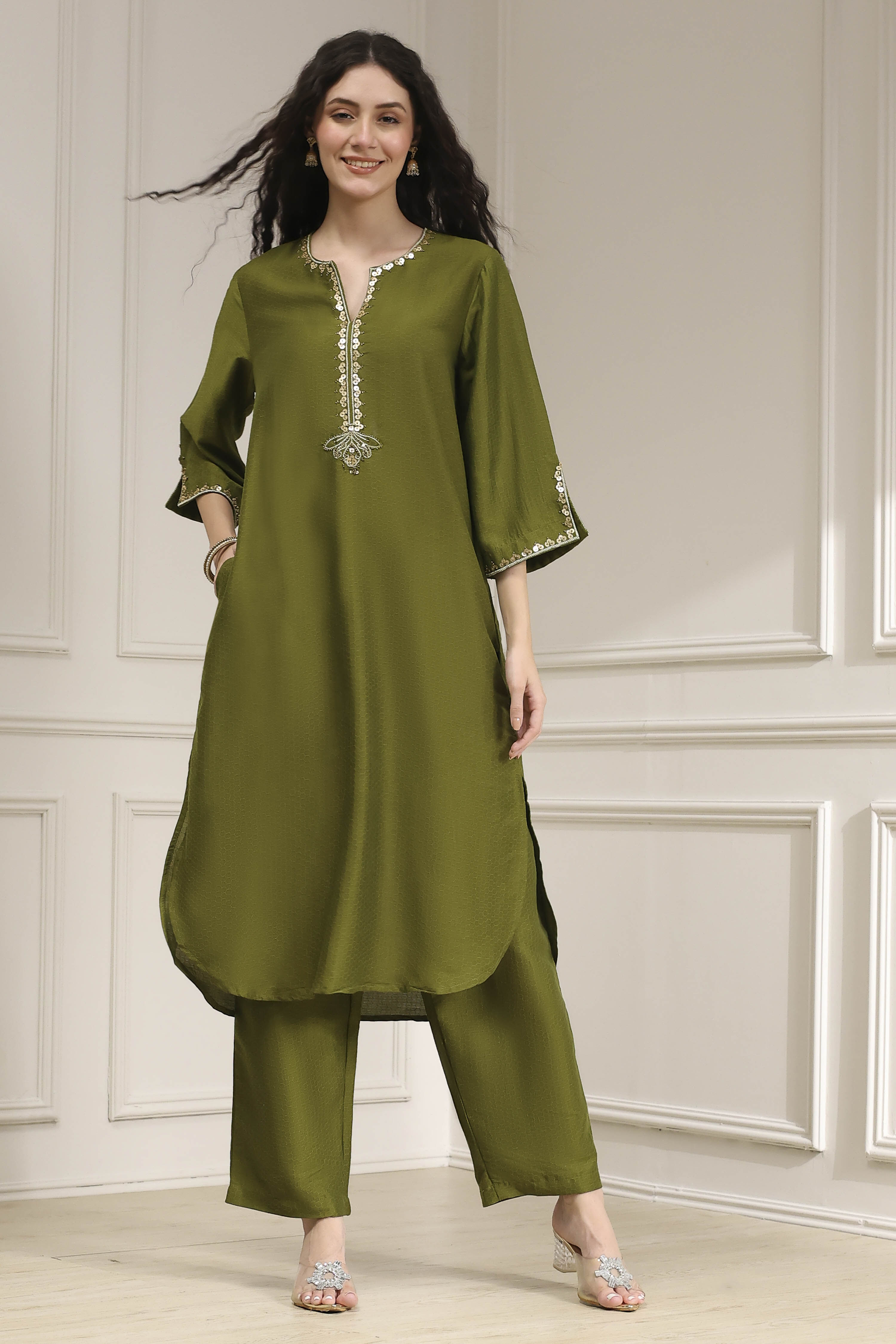 Olive Green Dyed Straight Kurta Set image number 6
