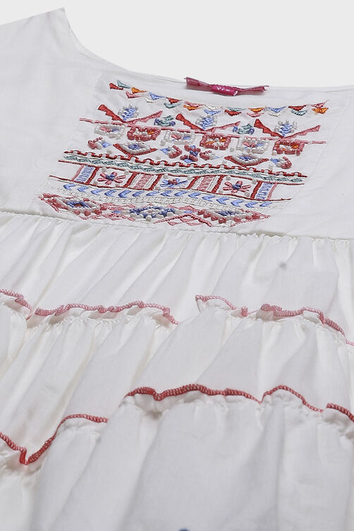 Off White Cotton Girls Tiered Kurta Churidar Suit Set image number 1