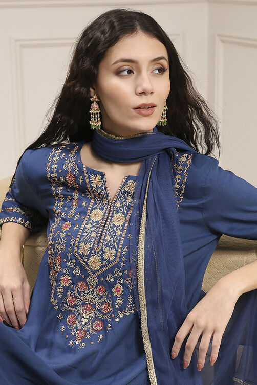 Navy Blue Embroidered Straight Suit Set image number 0