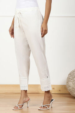 Off White Viscose Lycra Solid Leggings image number 2
