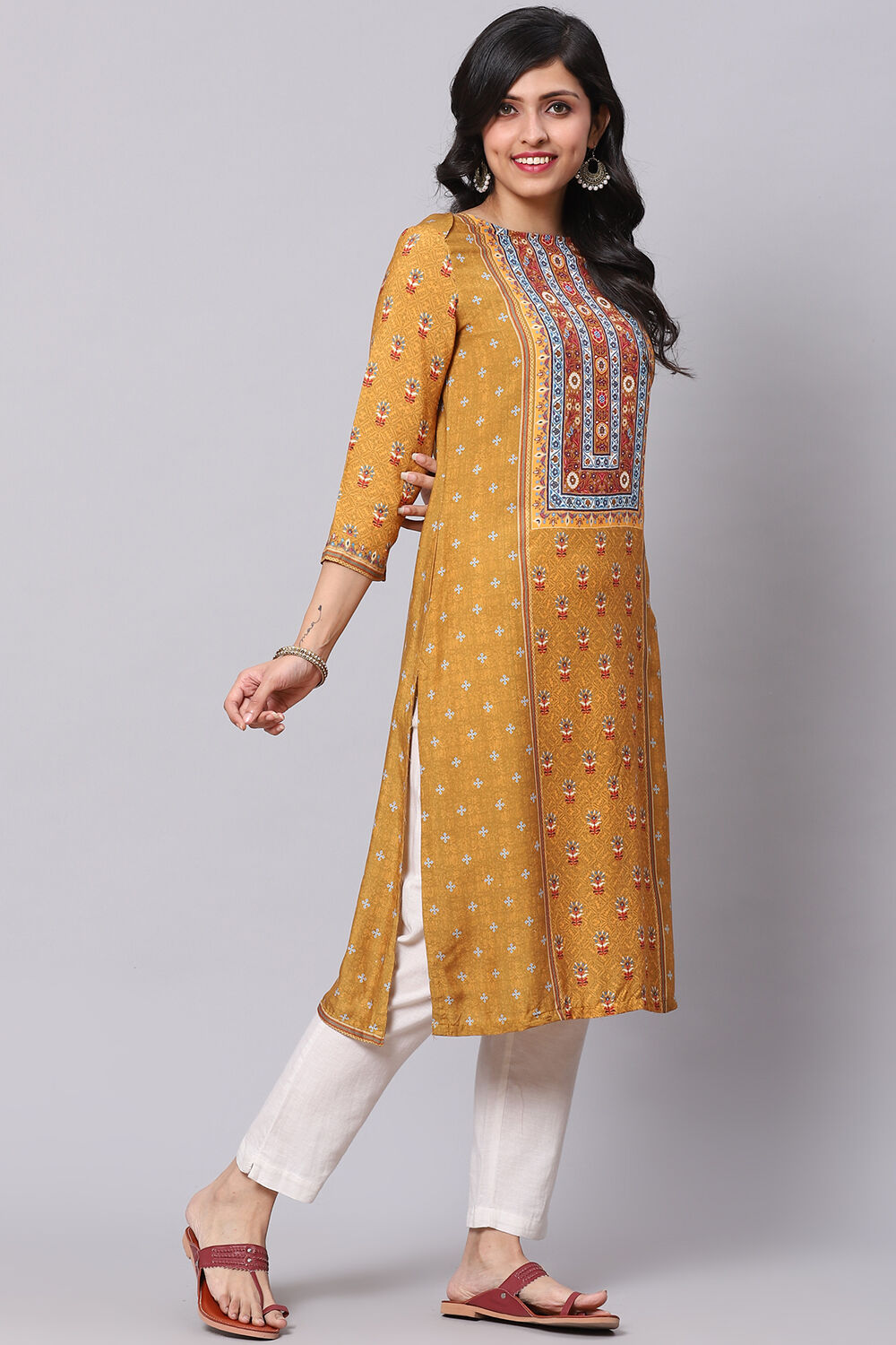 Mustard Straight Rayon Kurta image number 3