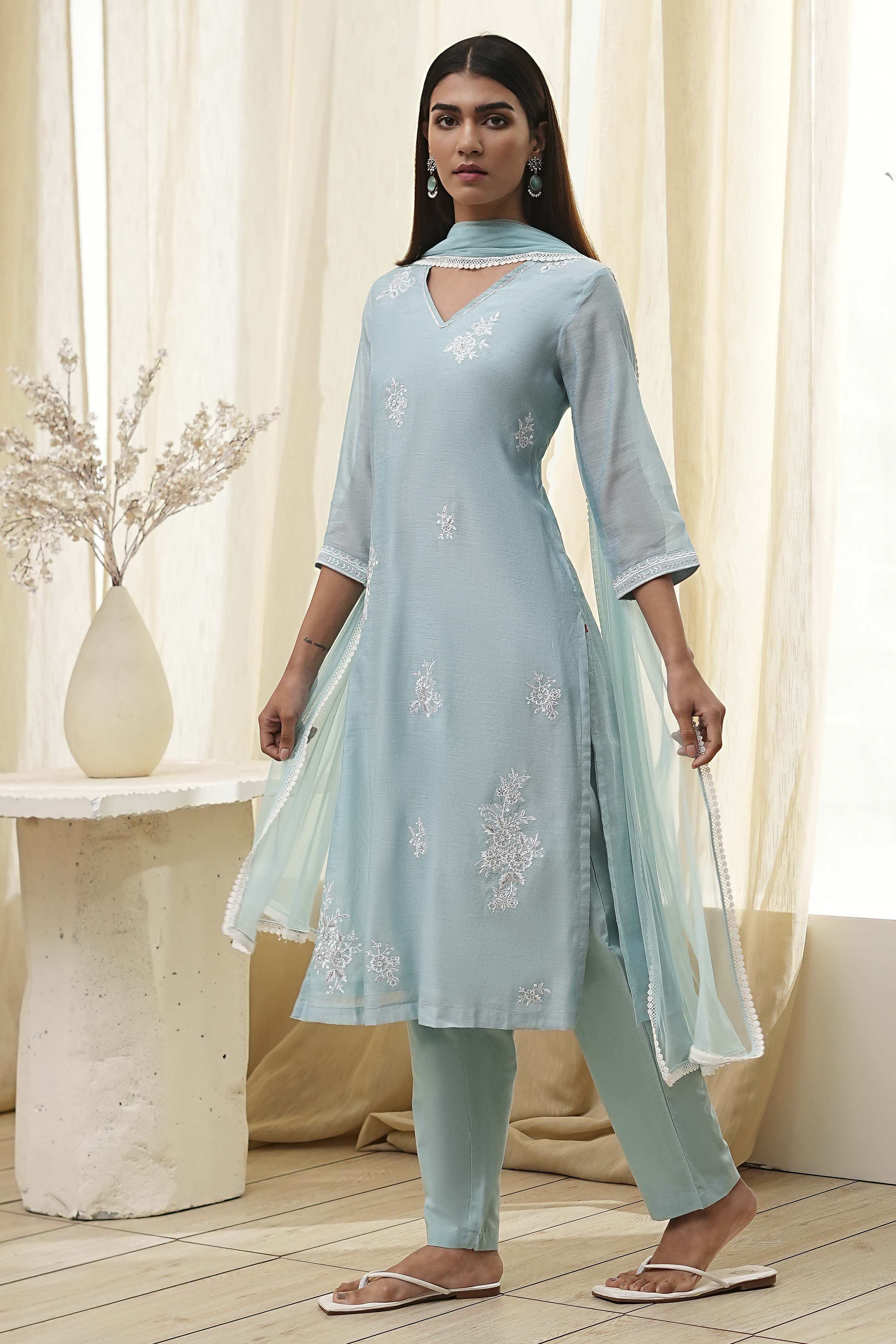 Aqua Embroidered Straight Suit Set image number 3