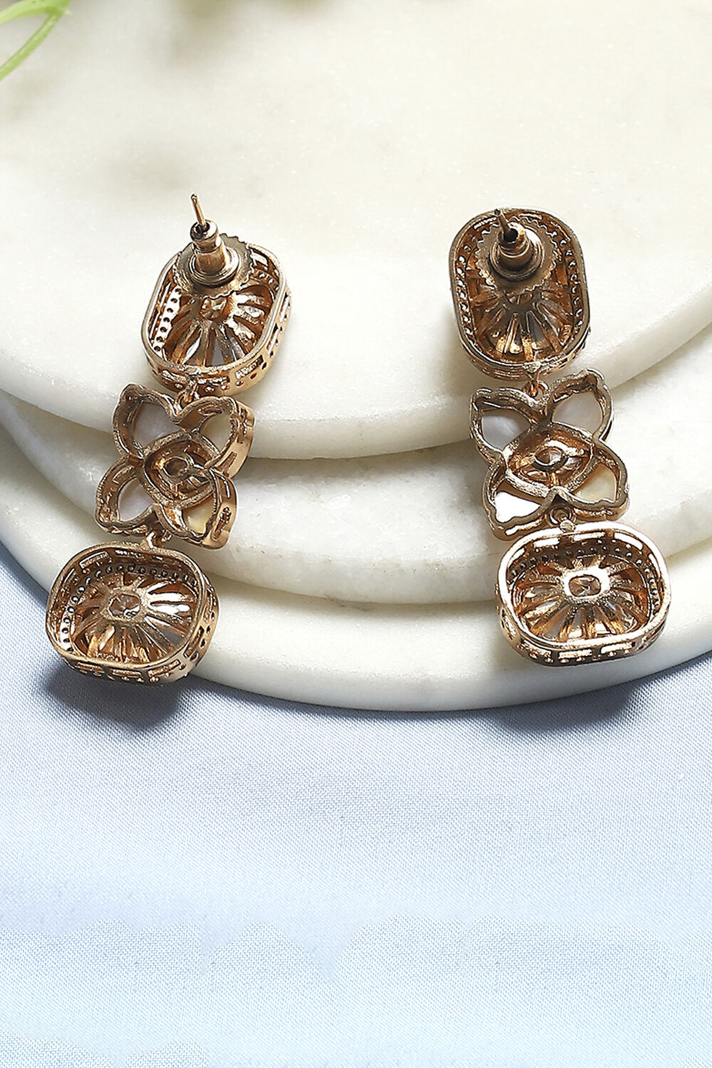 White Brass Drop & Danglers image number 2