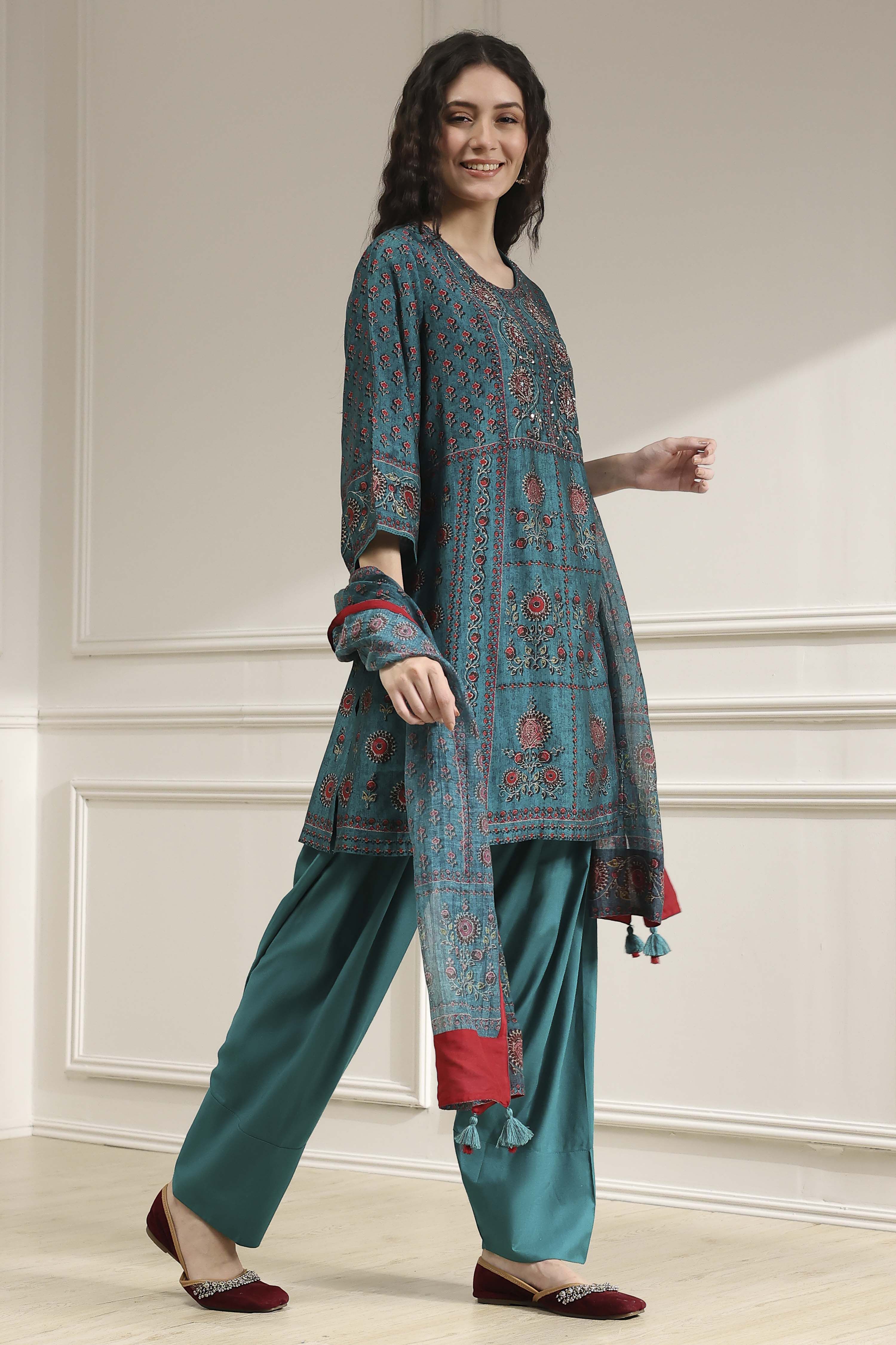 Teal Printed Straight Suit Set image number 5