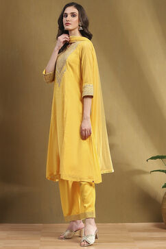 Yellow Embroidered Festive Kalidar Suit Set image number 3