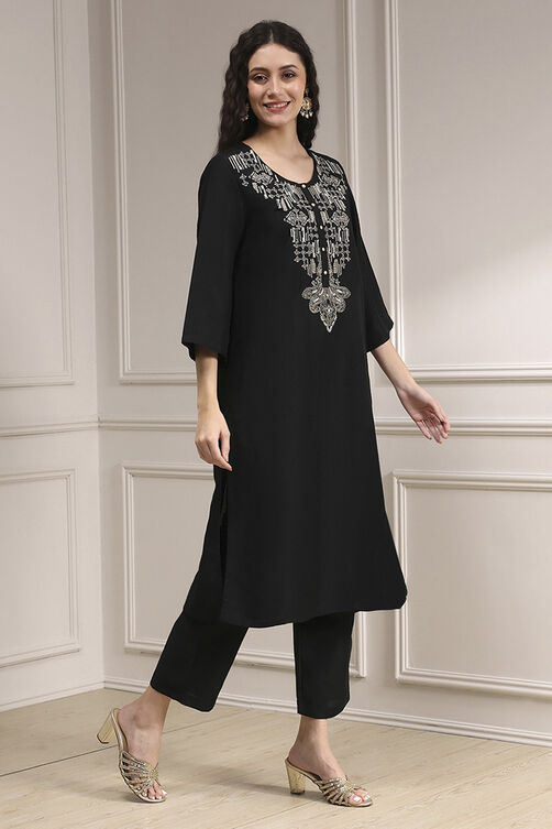 Black Textured Straight Kurta Pants Set image number 5