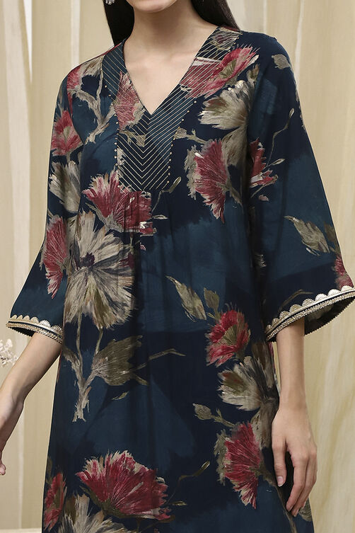 Coral Red Floral Printed Straight Kurta image number 1