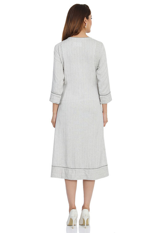 Cream A-Line Cotton And Viscose Yarndyed Dress image number 4