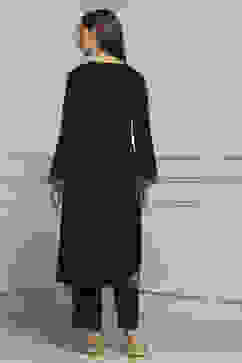 Dark Green Velvet Straight Winter Kurta Set image number 4