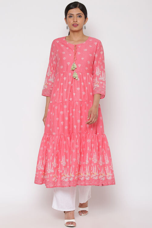 Pink Cotton Tiered Printed Kurta image number 2
