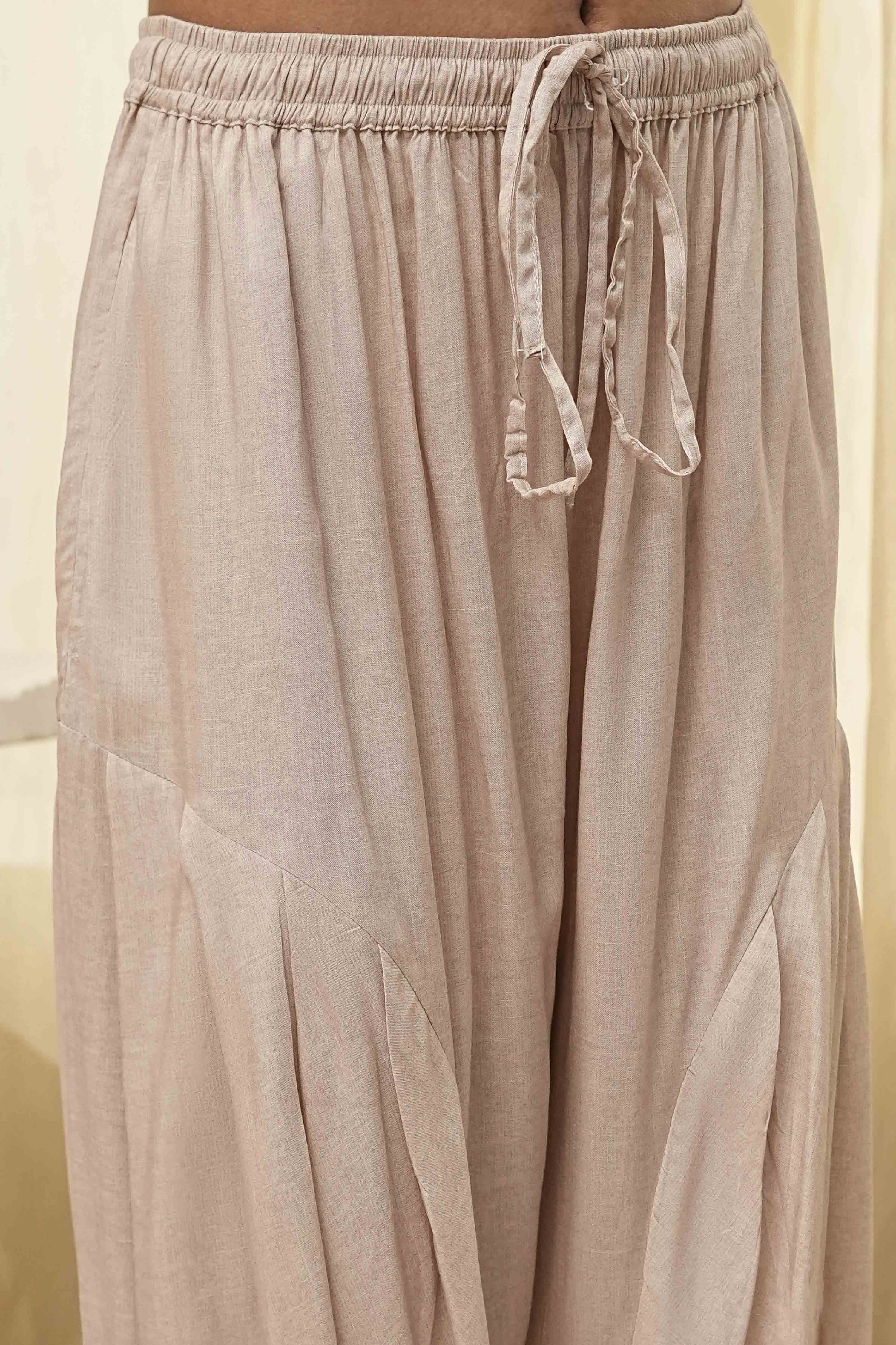 Black and Beige Printed Straight Suit Set image number 2