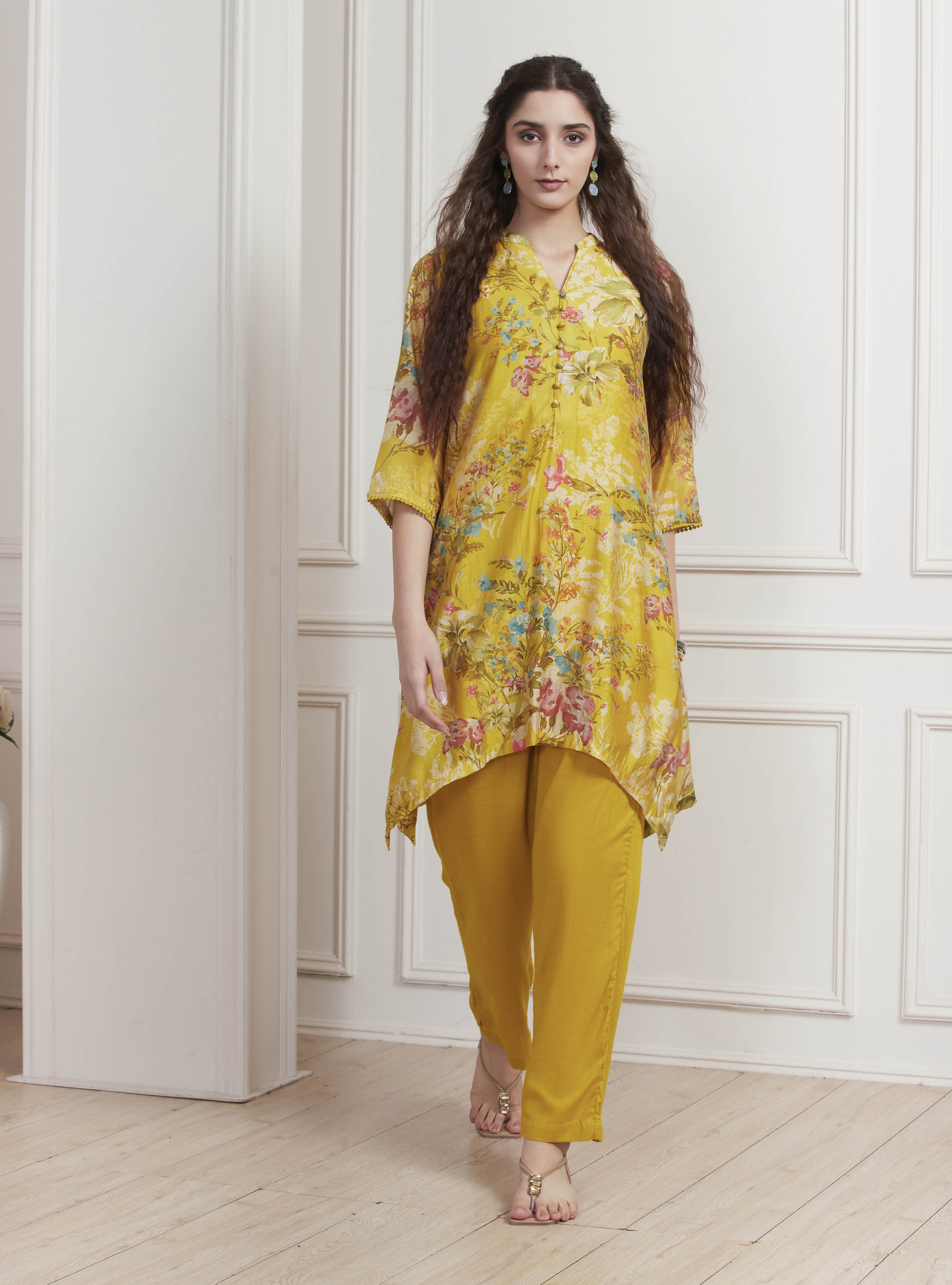Lime Yellow Chanderi Floral Printed Asymmetric Straight Kurta Set image number 6