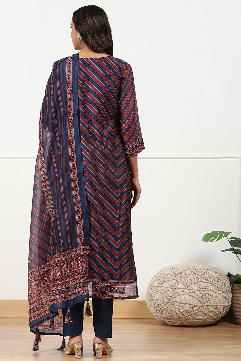 Maroon Chanderi Printed  Embroidered Unstitched Suit Set image number 4