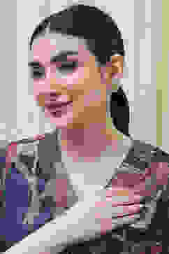 Metallic Gold Alloy Studs image number 3