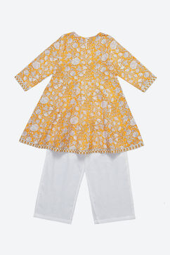 Mustard Cotton Floral Kalidar Kurta and Palazzo Set image number 3