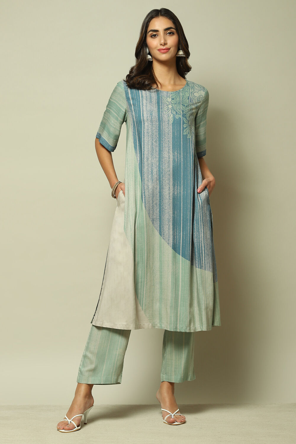 Ice Blue LIVA Straight Printed 2 Piece Set image number 0
