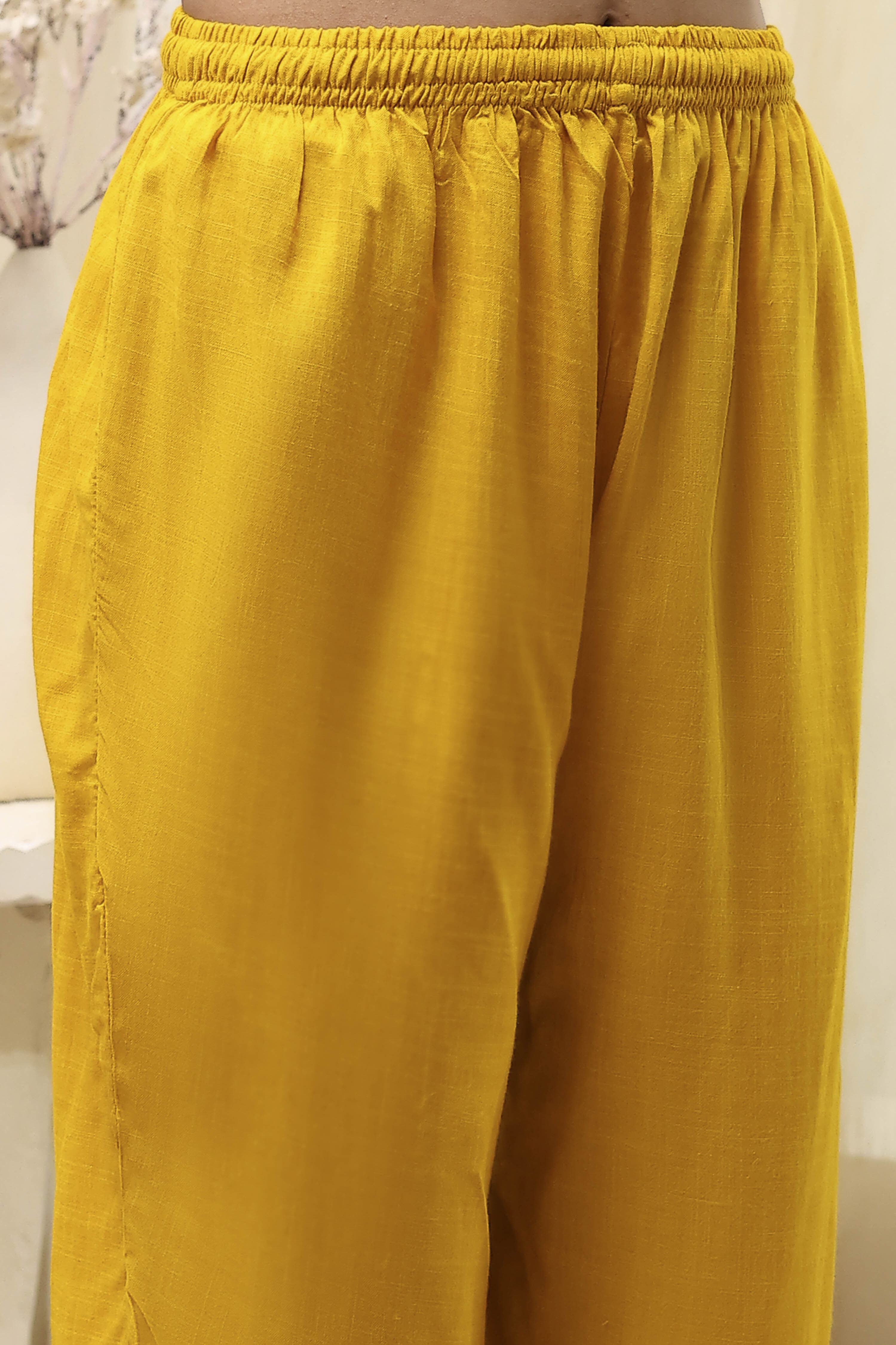 Mustard Yellow Printed Straight Suit Set image number 2