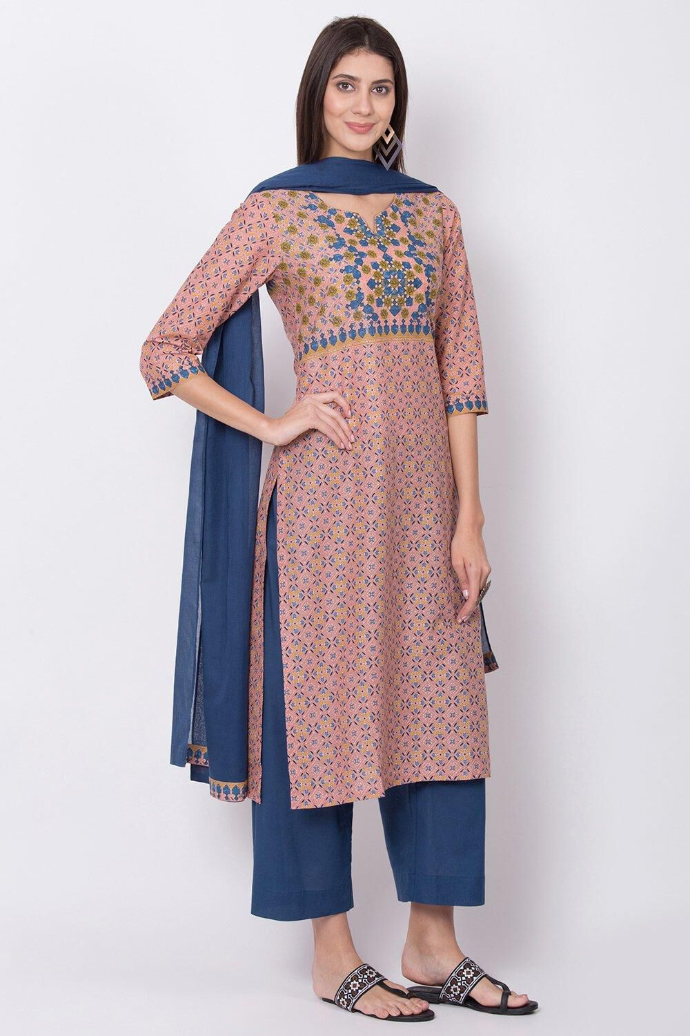 Peach Straight Kurta Palazzo Suit Set image number 3
