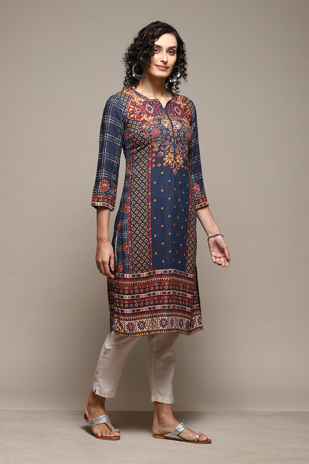 Purple Rayon Straight Printed Kurta image number 3