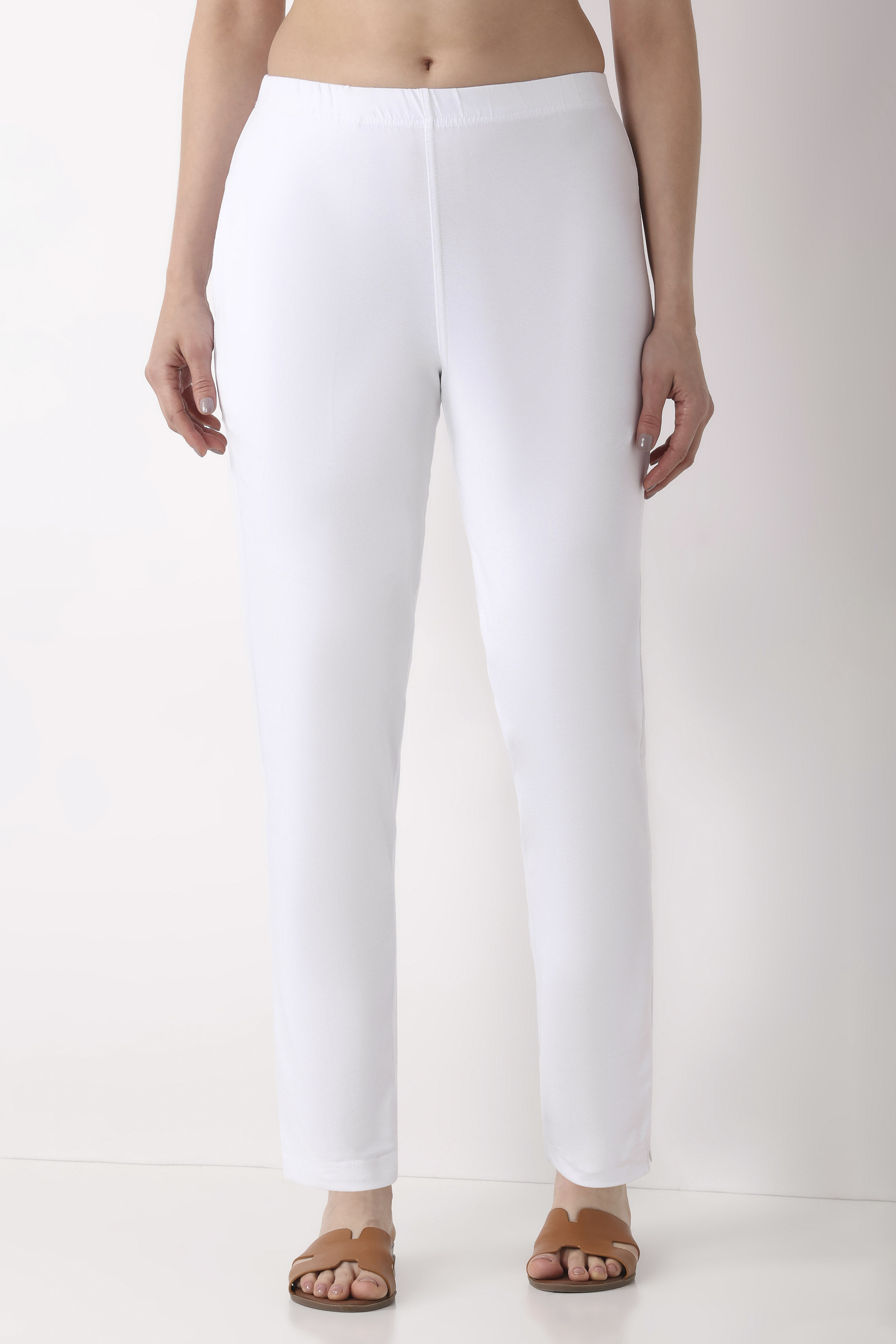 Black Cotton Lycra Fitted Pants image number 4