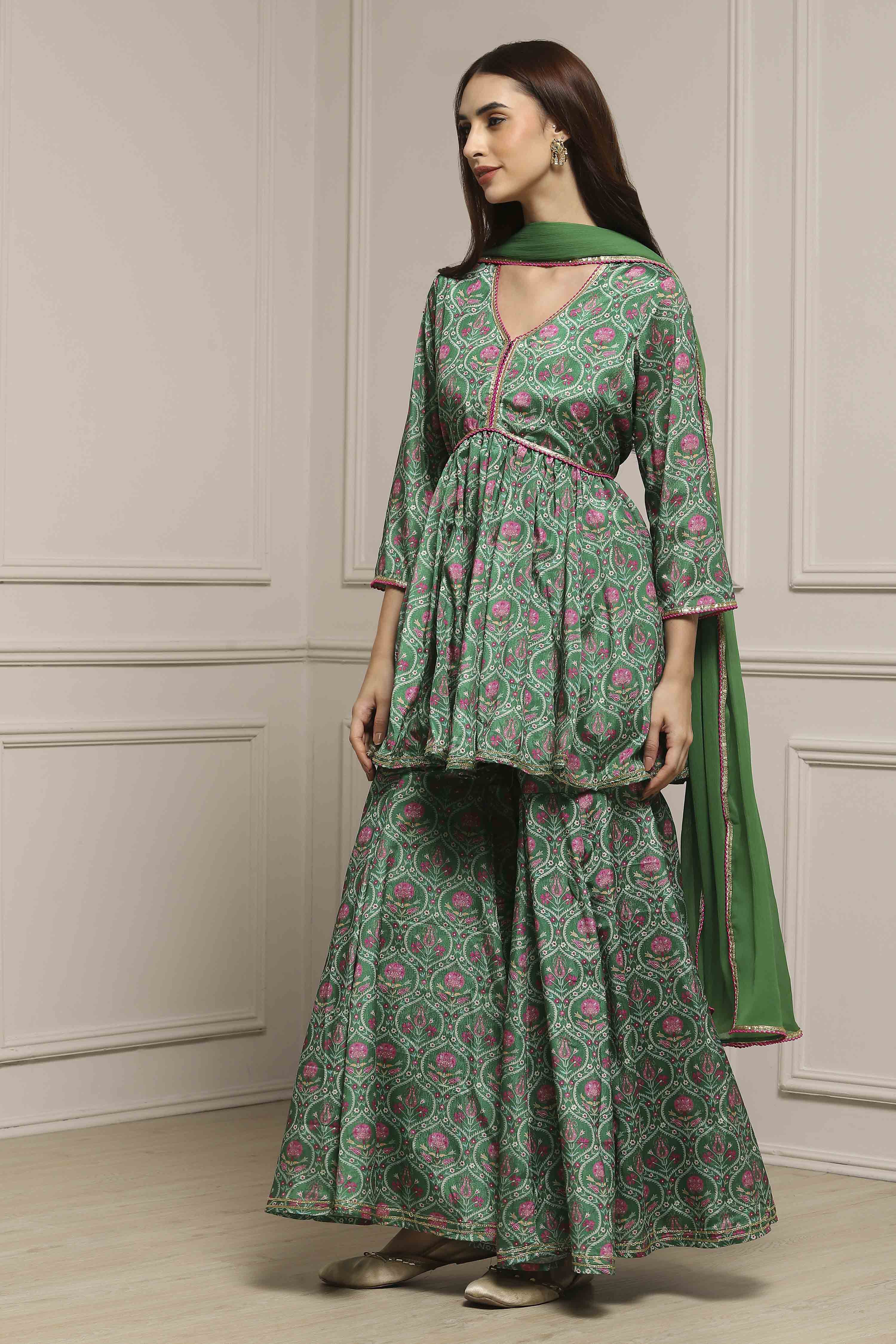 Green Art Silk Gathered Garara Set image number 3