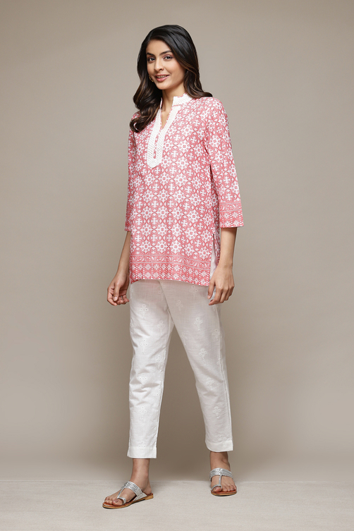 Off White Cotton Embrodered Narrow Pant